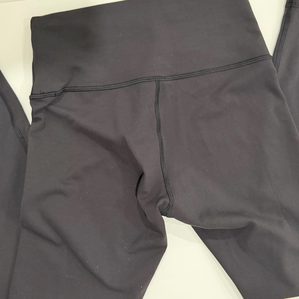 Lululemon Wunder Train High Rise Tight 25” - Picture 3 of 5